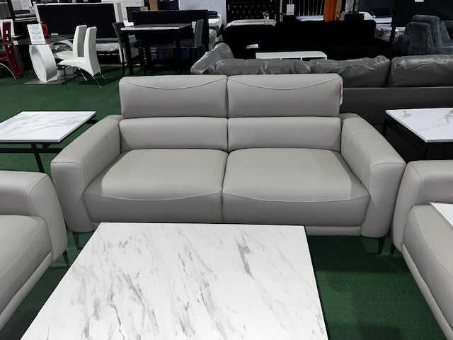 Glenmark Livingroom Set