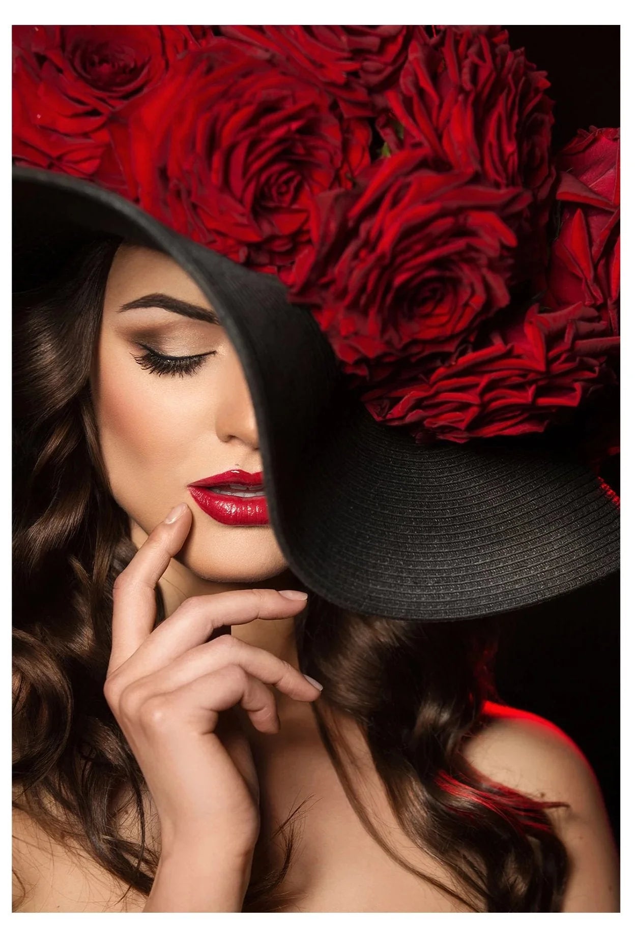 Red Rose Hat Glass Wall Art
