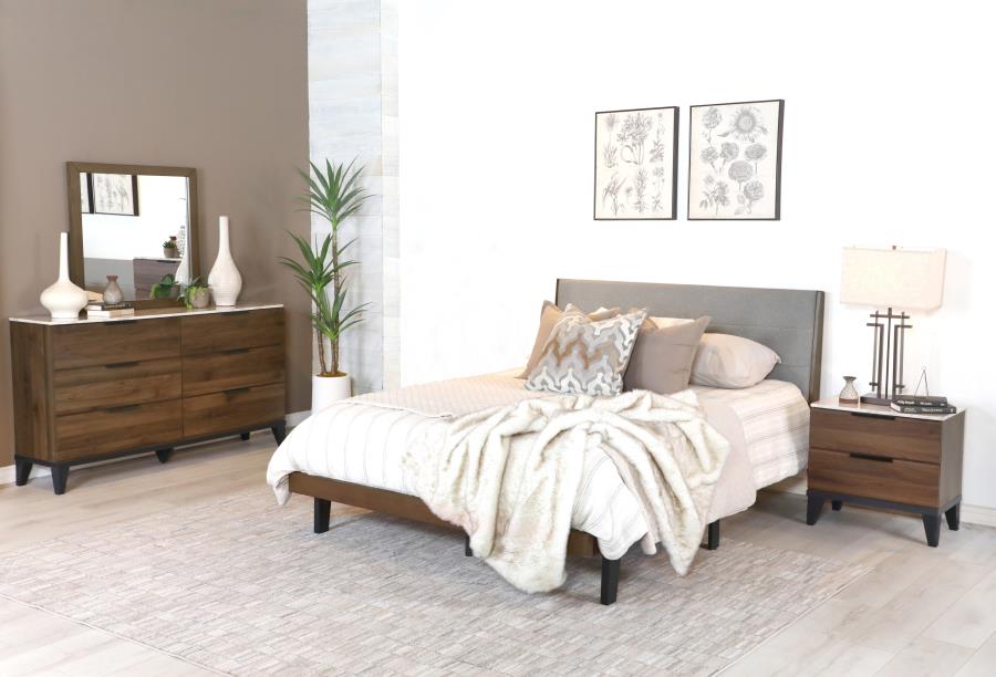 Mays Queen Bedroom Set