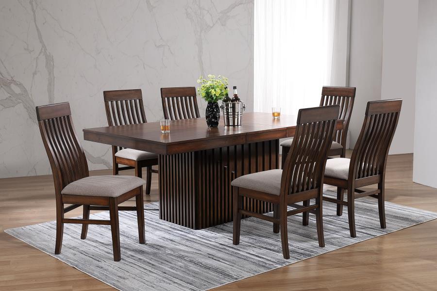 Briarwood Dining Set