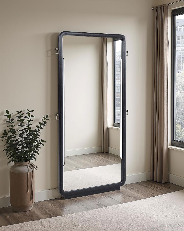 Leandro Bedroom Set