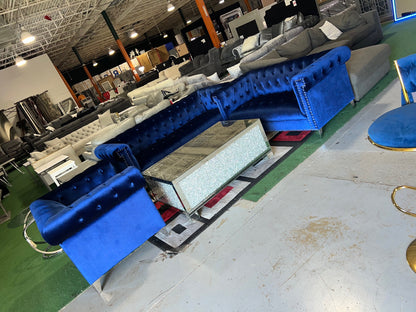 Blecker Livingroom Set