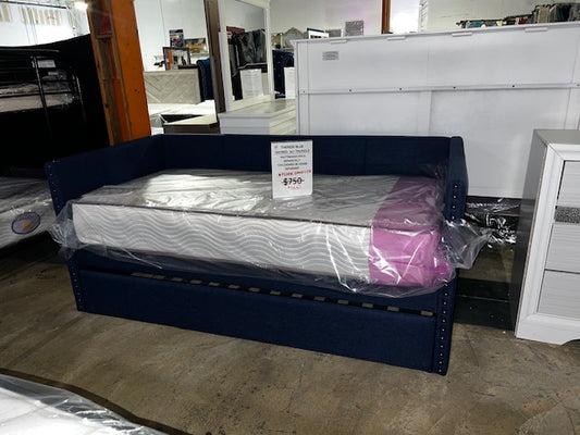 Therese Daybed