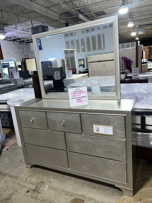Lyssa Dresser with Mirror