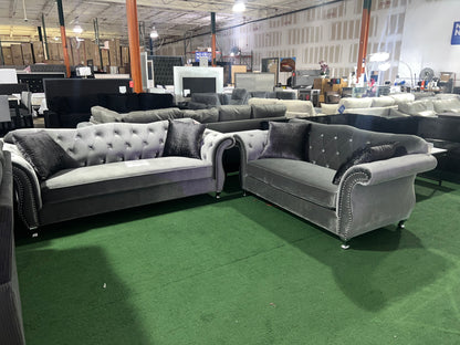 Frostine Livingroom Set