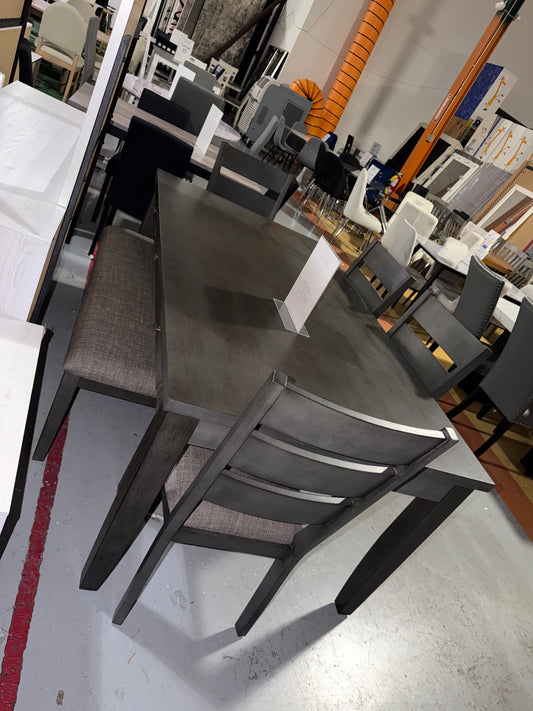 Baresford Dining Set