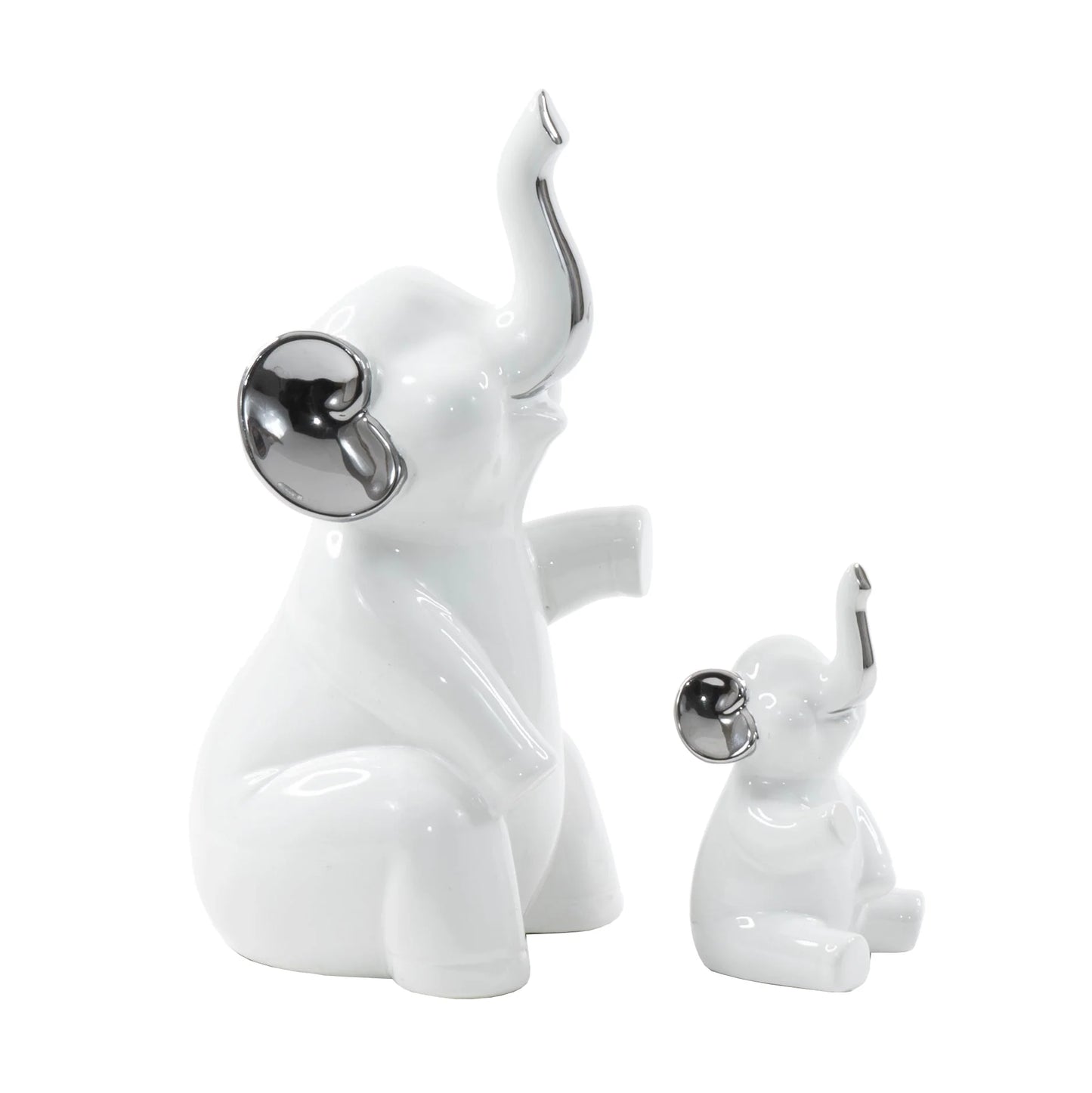 Elephant Family Sculpture